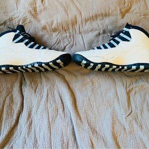 Air Jordan 10 (Obsidian Blue)